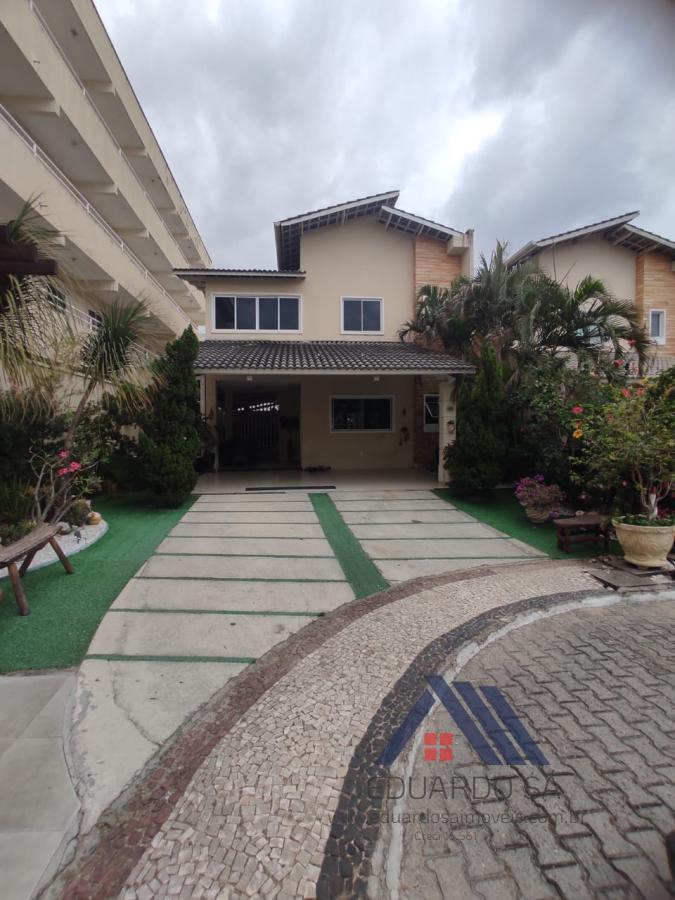 Casa à venda com 4 suítes, 4 vagas e 260m² no Guaribas, Eusébio (CE) — foto 2 de 27
