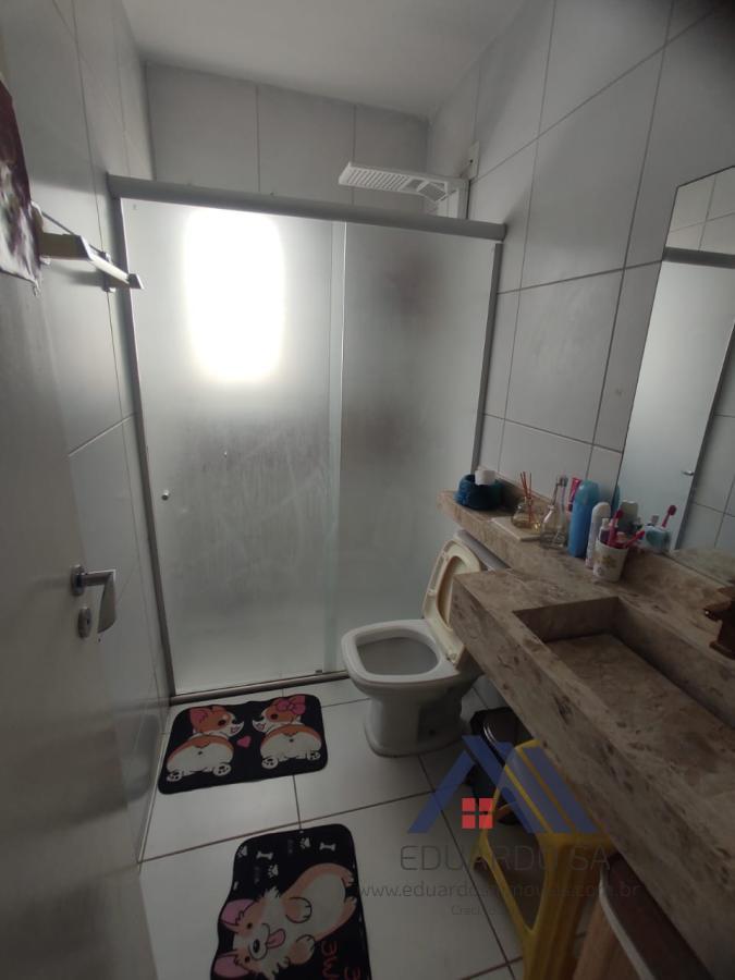 Casa à venda com 4 suítes, 4 vagas e 260m² no Guaribas, Eusébio (CE) — foto 9 de 27