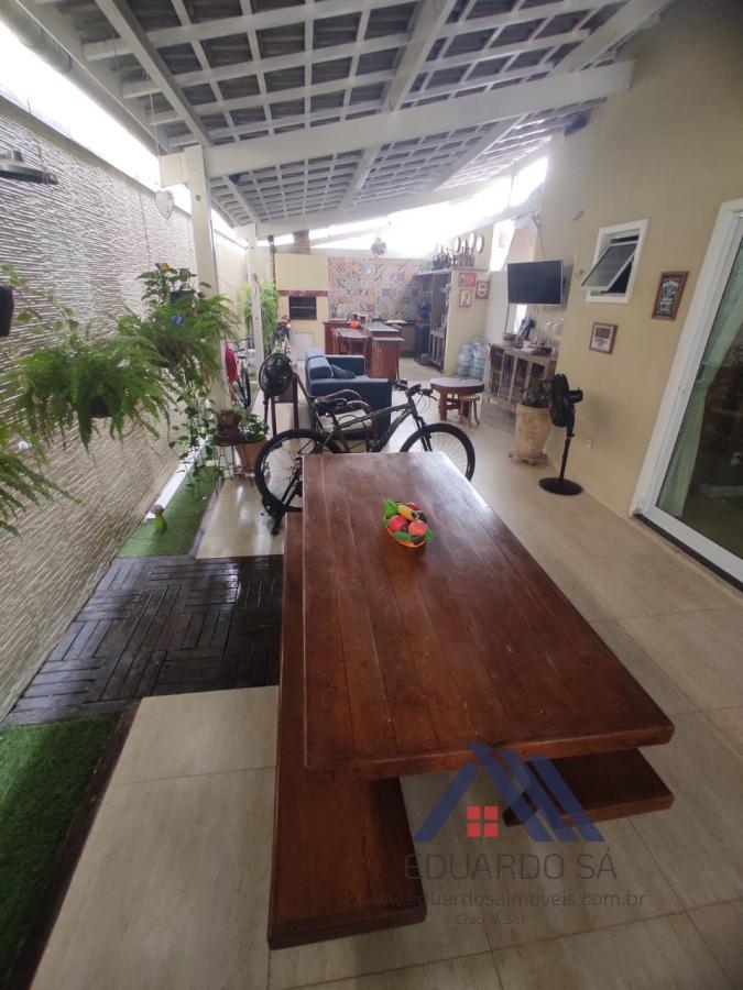 Casa à venda com 4 suítes, 4 vagas e 260m² no Guaribas, Eusébio (CE) — foto 17 de 27