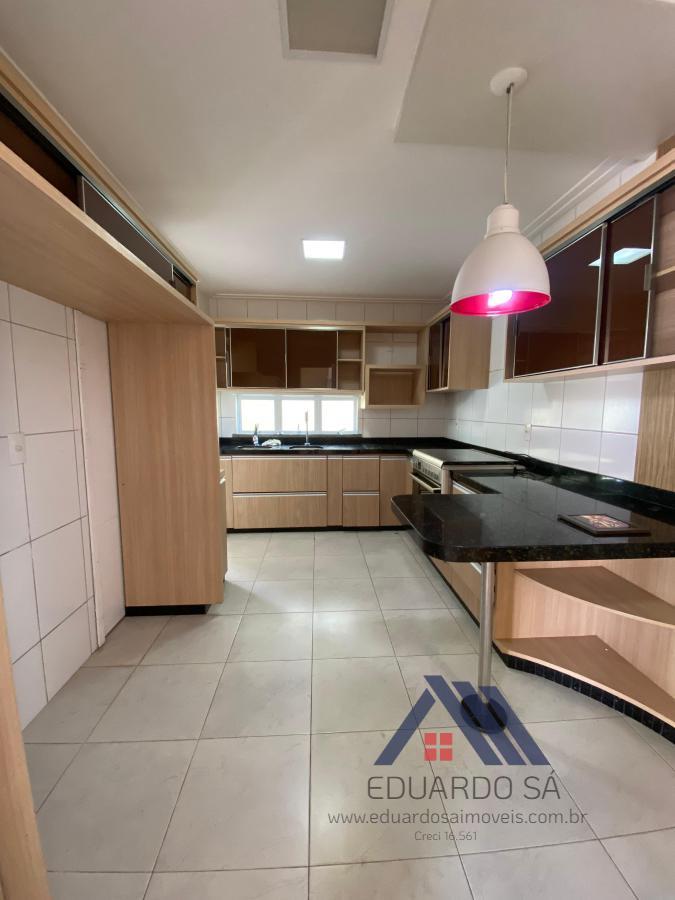 Casa à venda com 5 quartos, 5 suítes, 4 vagas e 300m² no Coité, Eusébio (CE) — foto 7 de 27