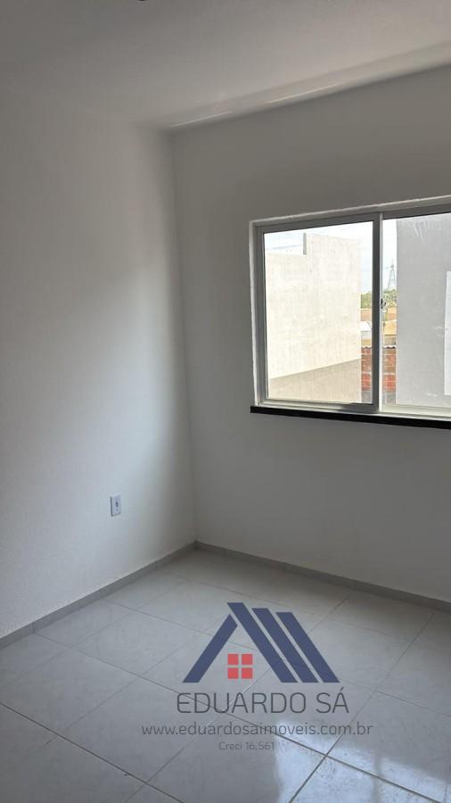 Apartamento à venda com 2 quartos, 2 suítes, 1 vaga e 52m² no que reúne infraestrutura completa: supermercados, Itaitinga (CE) — foto 2 de 8