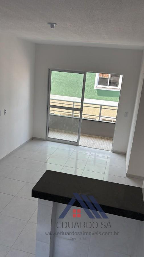 Apartamento à venda com 2 quartos, 2 suítes, 1 vaga e 52m² no que reúne infraestrutura completa: supermercados, Itaitinga (CE) — foto 3 de 8